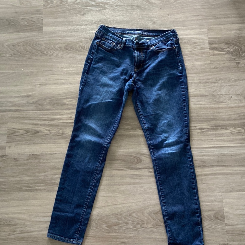 Dark Wash Mid Rise Curvy Profile Jeans